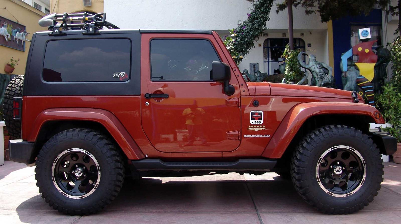 Jeep Wrangler Sahara